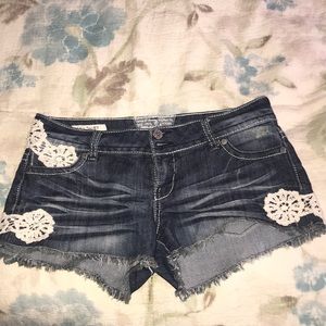 Size 9 gently used jean shorts